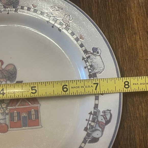 Vintage Windy Hill by INTERNATIONAL 7.75” Salad Plates Set of 5 - Picture 4 of 4